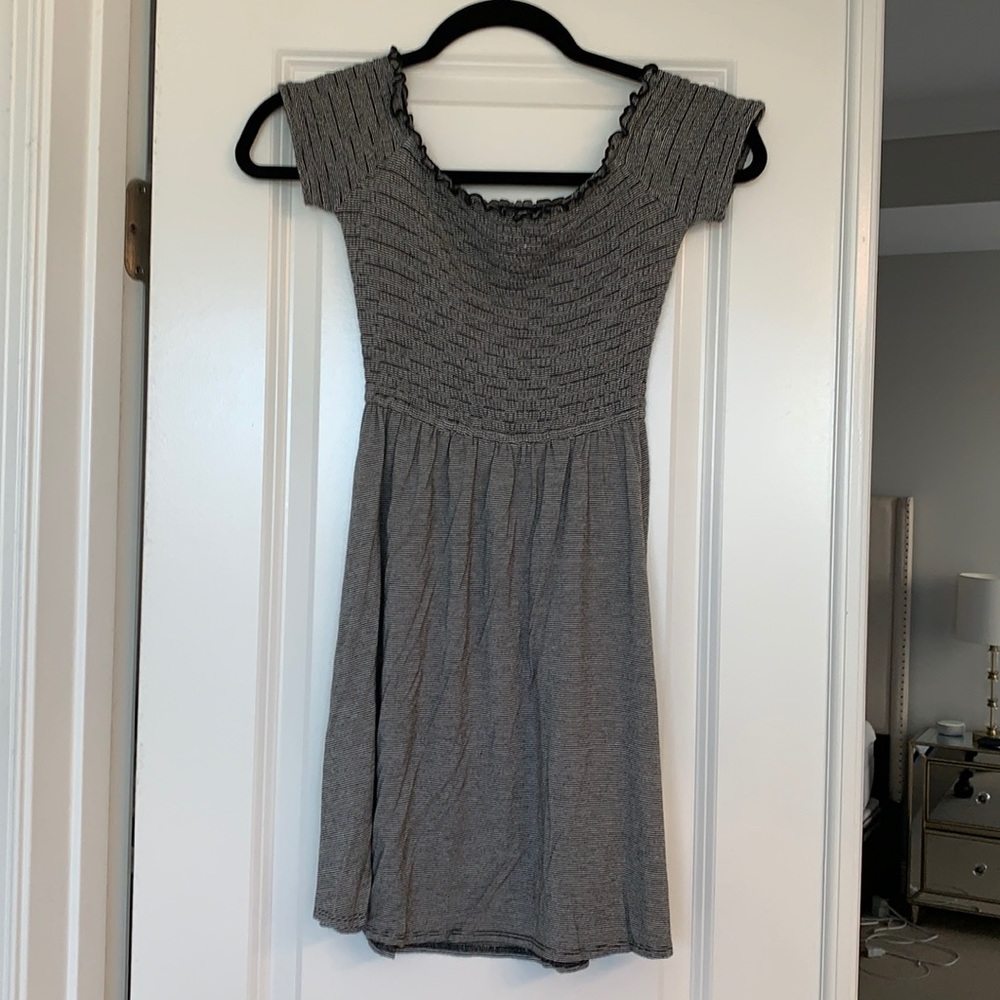 Girls hollister spring dress